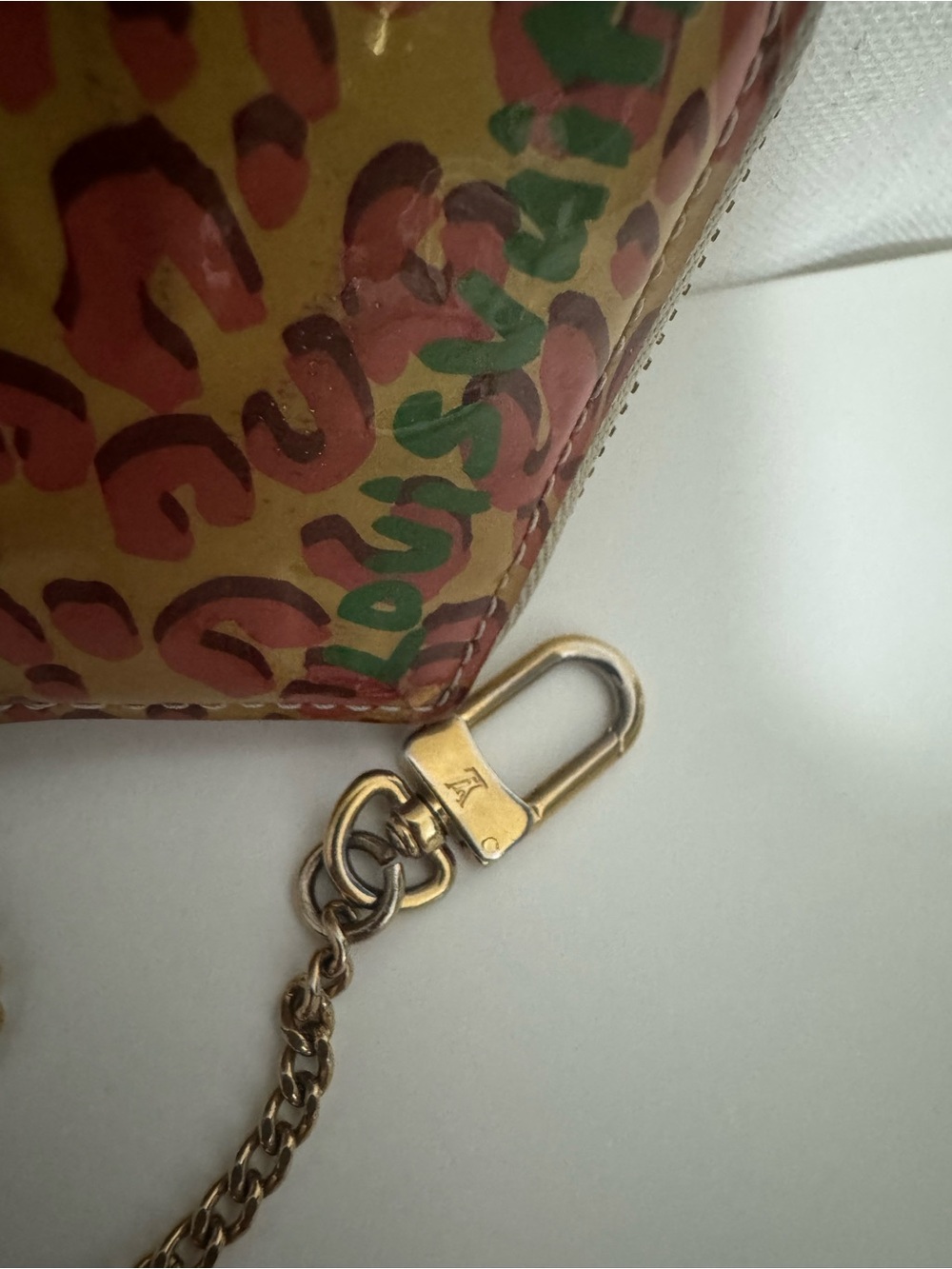 Louis Vuitton Stephen Sprouse Heart in Vernis Coin Purse - Picture 2 of 8